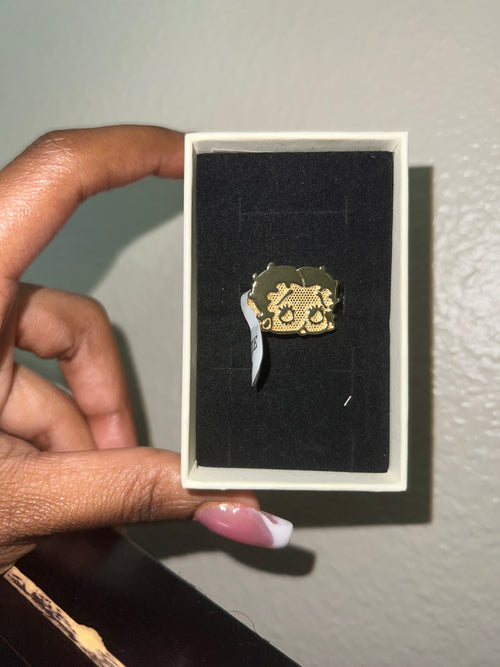 Gold betty boop ring